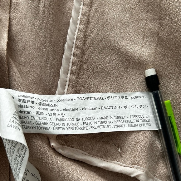 ZARA Basic Long Beige Vest – Chic Modern Layering Piece (Size S) - Picture 8 of 9